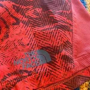 The North face hiking shorts size M
